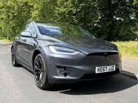 TESLA MODEL X