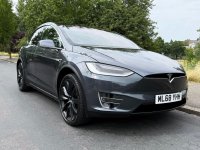 TESLA MODEL X